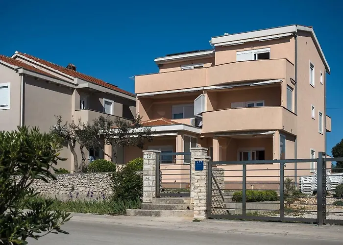 Nino 1 Maison d'hôtes