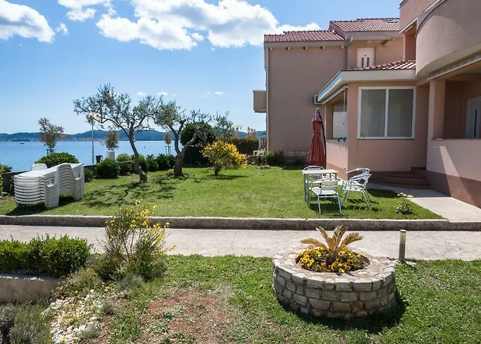 Casa de hóspedes Nino 1